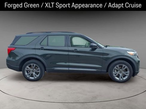 Used 2023 Ford Explorer XLT w/ Equipment Group 202A AWD/4WD image 10