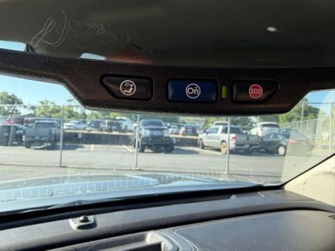 Used 2022 GMC Canyon Elevation w/ Trailering Package RWD image 15