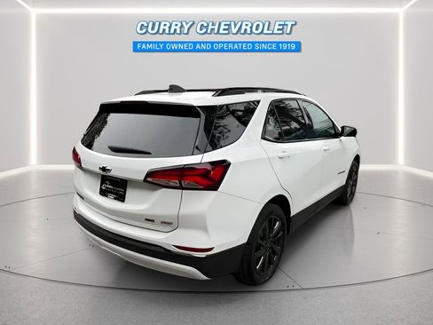 Used 2023 Chevrolet Equinox RS w/ RS Leather Package AWD/4WD image 13