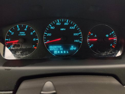 Used 2015 Chevrolet Impala LT w/ LT Sunroof Package image 23