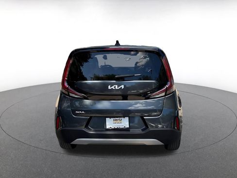 Used 2025 Kia Soul LX w/ LX Technology Package FWD image 6