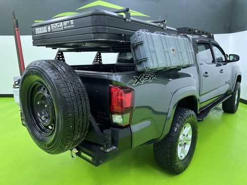 Used 2019 Toyota Tacoma SR5 AWD/4WD image 10