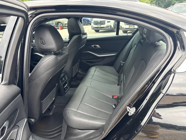 Used 2019 BMW 330i xDrive Sedan w/ Premium Package AWD/4WD image 18
