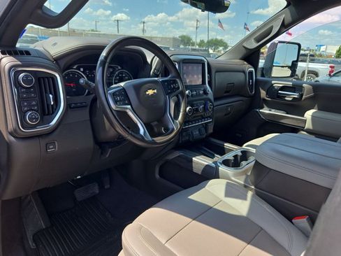 Used 2023 Chevrolet Silverado 2500 LTZ w/ LTZ Premium Package AWD/4WD image 9