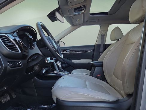 Used 2022 Kia Seltos EX image 23