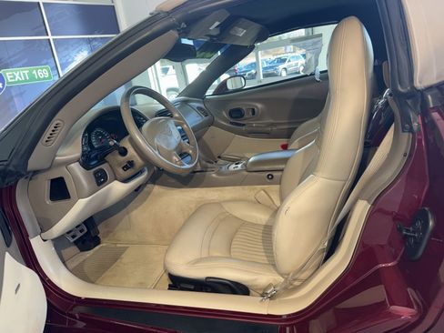 Used 2003 Chevrolet Corvette Convertible w/ Preferred Equipment Group1 image 15