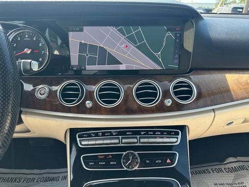 Used 2017 Mercedes-Benz E 300 4MATIC image 33