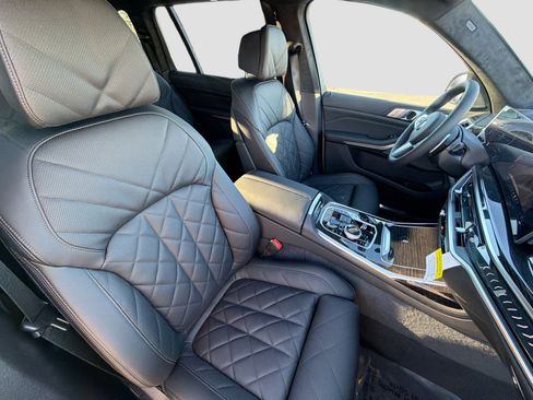 New 2026 BMW X7 xDrive40i w/ M Sport Package image 15