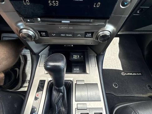 Used 2015 Lexus GX 460 w/ Navigation Package AWD/4WD image 36