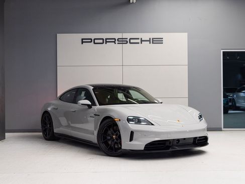 New 2026 Porsche Taycan GTS AWD/4WD image 9
