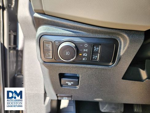 Used 2023 Ford Bronco Badlands image 28