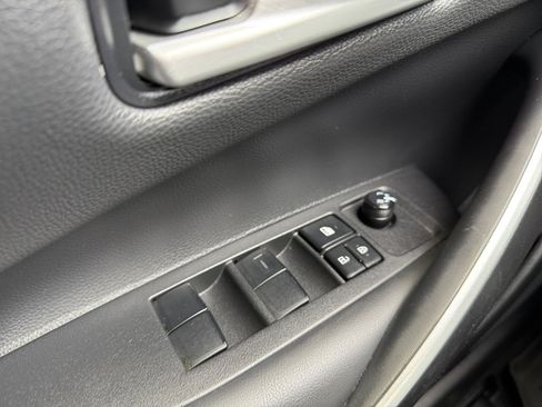 Used 2024 Toyota Corolla SE FWD image 20