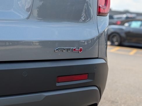 Used 2022 GMC Acadia AT4 w/ Preferred Package AWD/4WD image 13