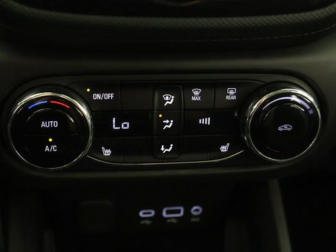 Used 2023 Chevrolet TrailBlazer LT w/ Convenience Package AWD/4WD image 45