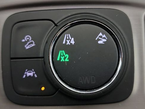 Used 2024 GMC Terrain AT4 w/ Tech Package image 27