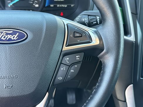 Used 2023 Ford Edge SEL image 30