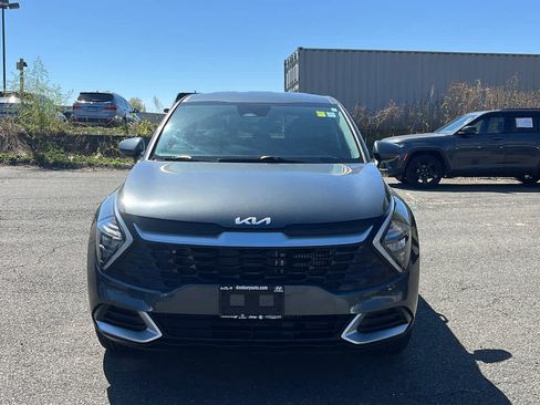 Used 2023 Kia Sportage LX AWD/4WD image 2
