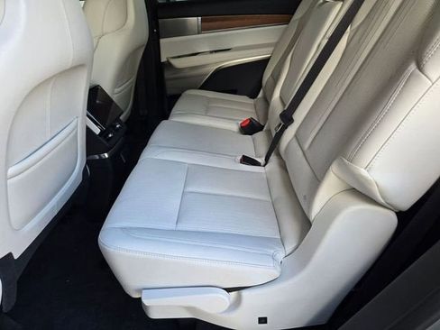 New 2026 Cadillac Vistiq Luxury image 33