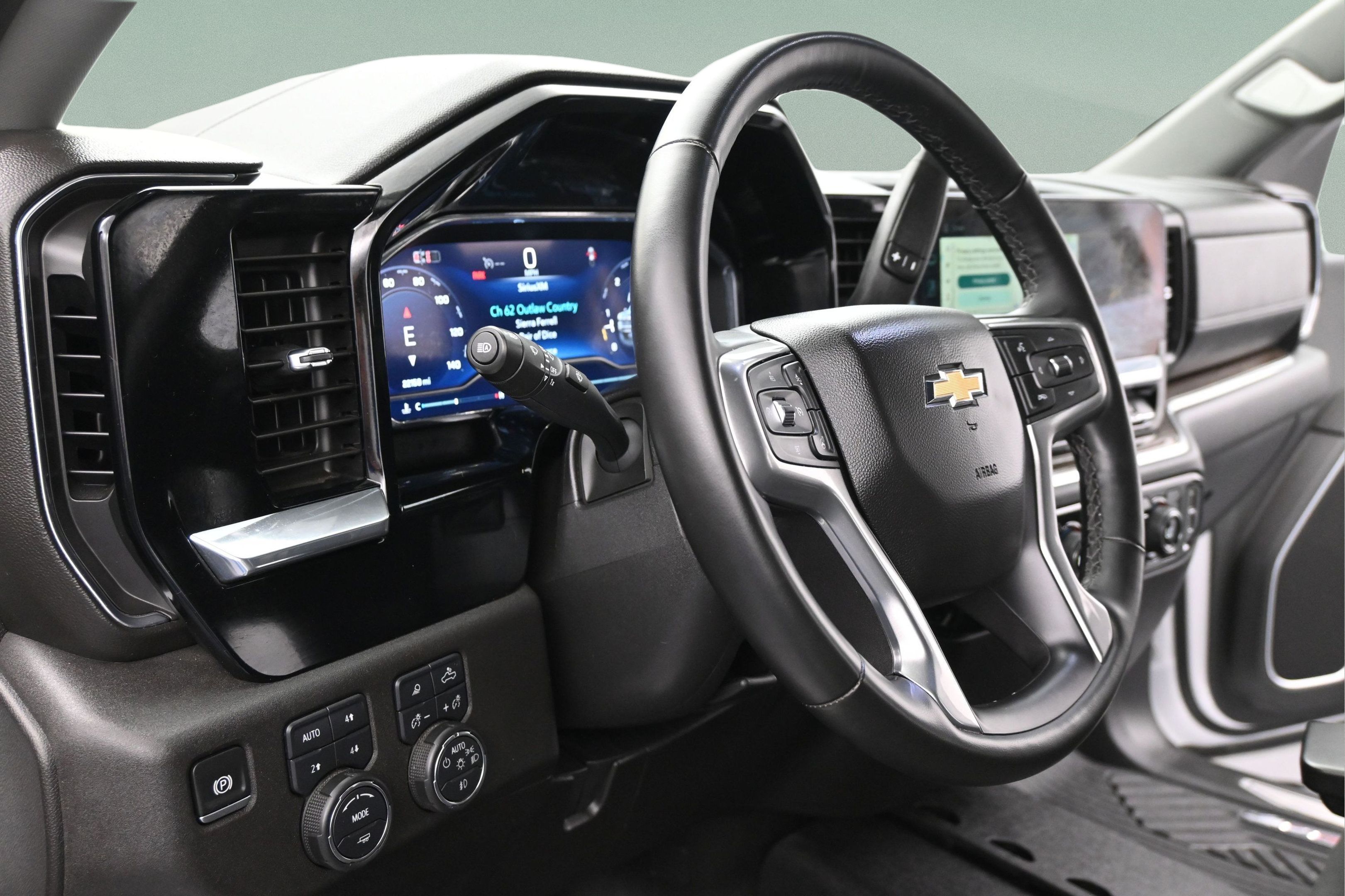 Used 2024 Chevrolet Silverado 2500 LT w/ Texas Edition AWD/4WD image 12