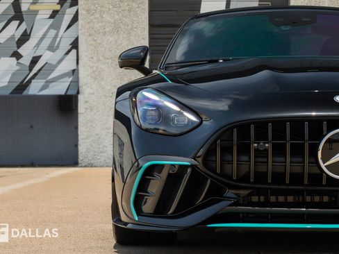 Used 2025 Mercedes-Benz AMG GT 63 image 4