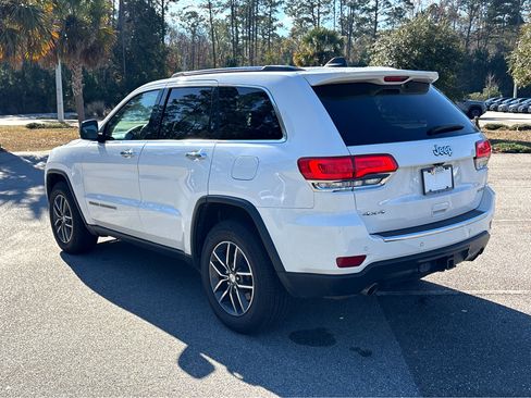 Used 2018 Jeep Grand Cherokee Limited w/ Trailer Tow Group IV image 36