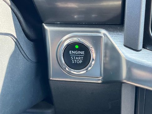 Used 2023 Ford F150 Lariat image 34