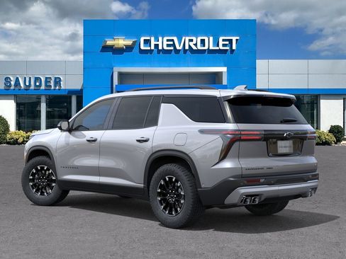 New 2026 Chevrolet Traverse Z71 w/ Enhanced Driving Package AWD/4WD image 3