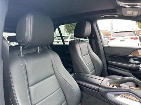 Used 2025 Mercedes-Benz GLE 450 4MATIC image 32