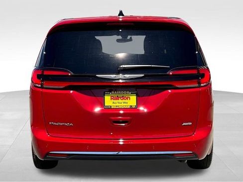 New 2025 Chrysler Pacifica Select image 35