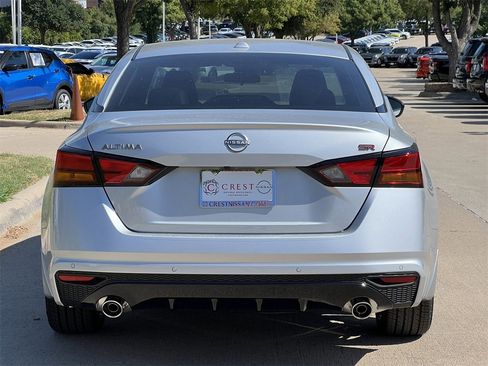 New 2025 Nissan Altima 2.5 SR image 5