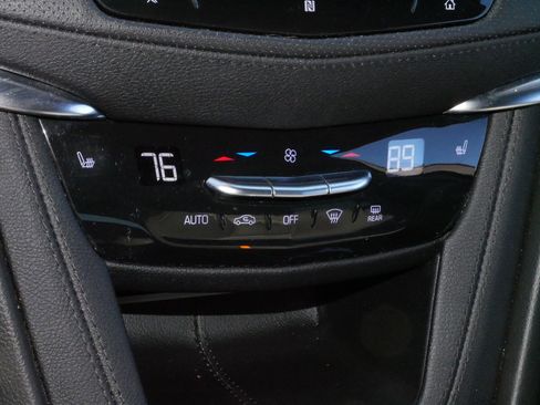 Certified 2021 Cadillac XT5 Premium Luxury image 21