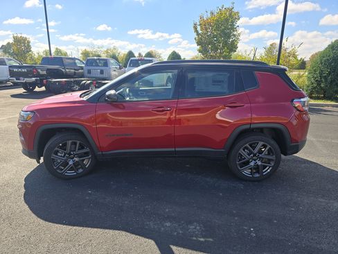 New 2026 Jeep Compass Limited image 13