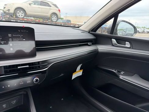 New 2026 Kia K5 LXS FWD image 20