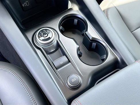 New 2026 Ford Explorer Active w/ Active Comfort Package RWD image 17