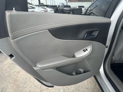 Used 2016 Chevrolet Impala LS image 20