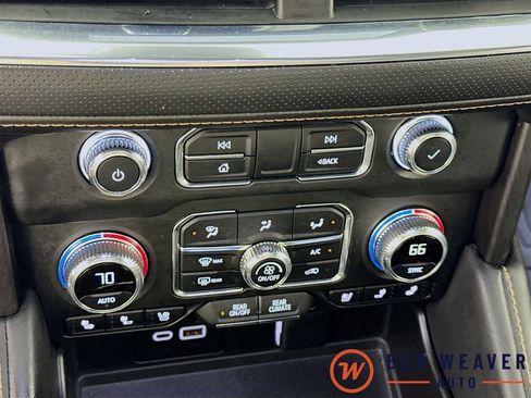 Used 2024 GMC Yukon XL AT4 image 16