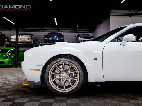 Used 2023 Dodge Challenger R/T Scat Pack RWD image 7