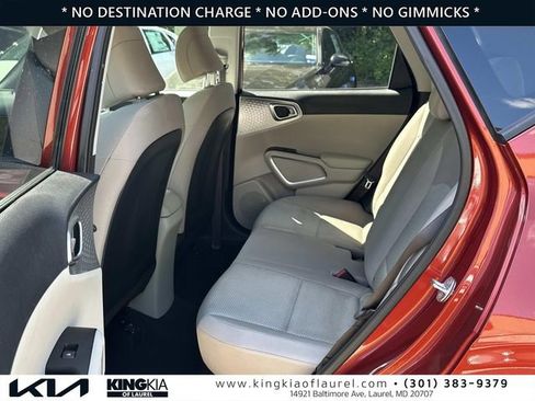Used 2022 Kia Soul LX FWD image 22