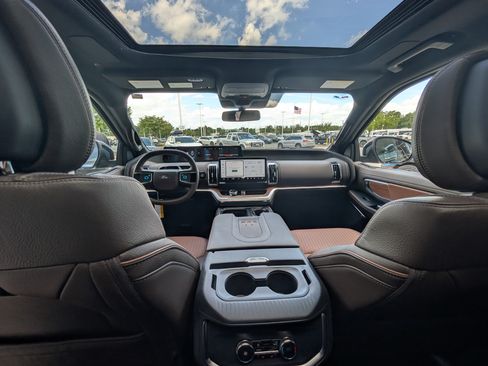 New 2027 Ford Expedition King Ranch AWD/4WD image 16