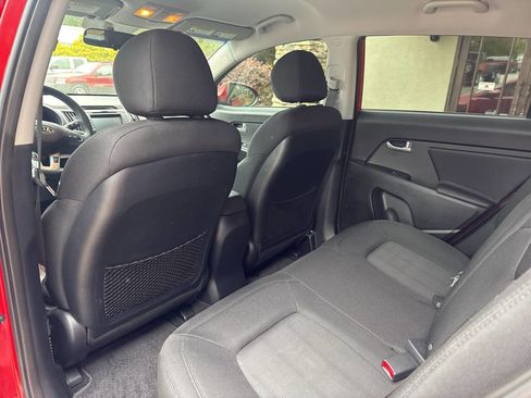 Used 2011 Kia Sportage LX w/ Convenience Pkg AWD/4WD image 11