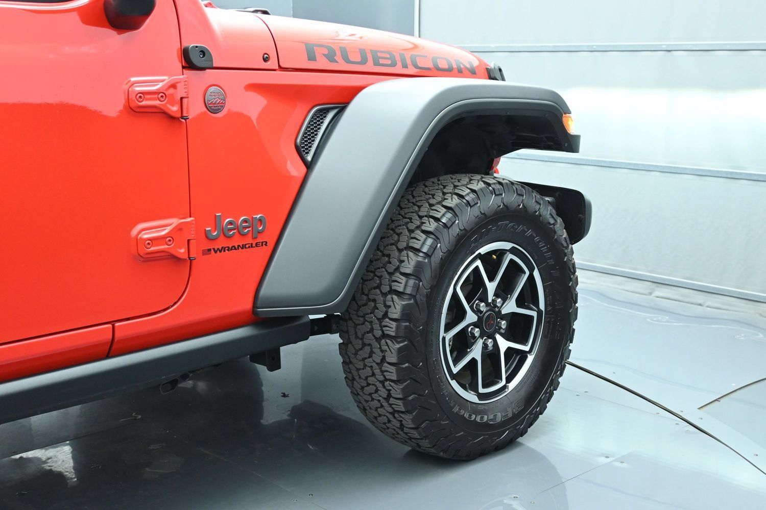 Used 2024 Jeep Wrangler Unlimited Rubicon w/ Technology Group AWD/4WD image 44