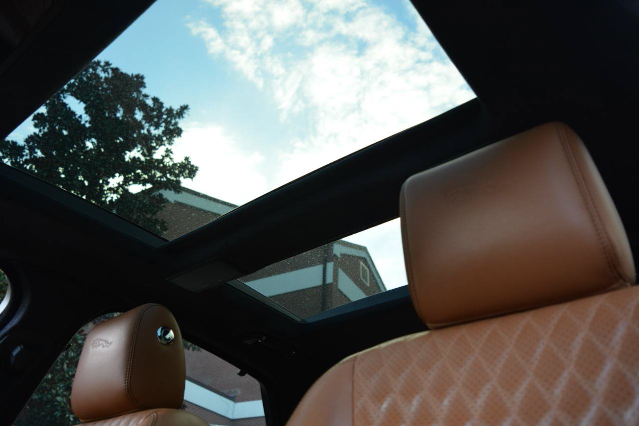Used 2016 Jaguar XJ L Portfolio RWD image 20