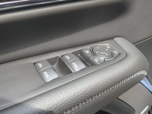 New 2026 GMC Yukon Denali w/ Sun & Power Step Package RWD image 24