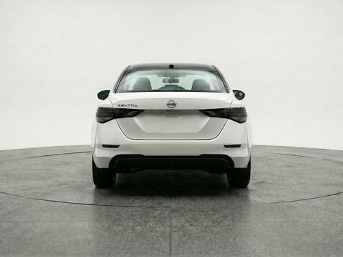 Used 2025 Nissan Sentra SV image 7