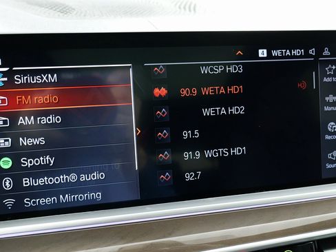 Used 2022 BMW X5 xDrive40i w/ Parking Assistance Package image 51