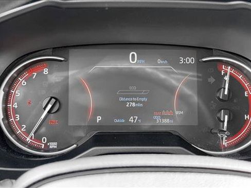 Used 2025 Toyota RAV4 XLE image 12