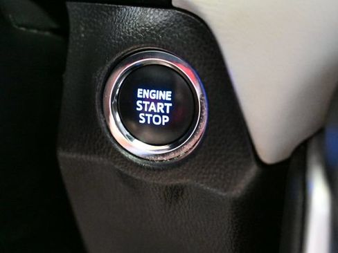 Used 2022 Toyota RAV4 XLE w/ Convenience Package AWD/4WD image 33