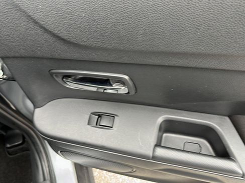 Used 2025 Mitsubishi Outlander Sport ES image 9