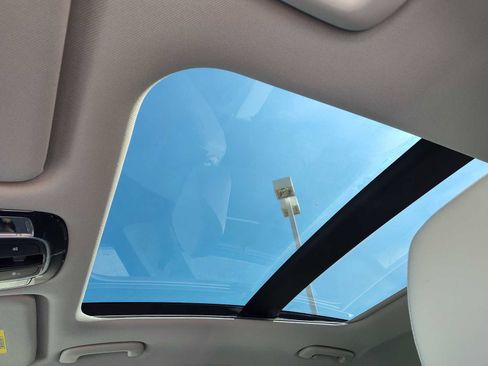 New 2025 Hyundai Sonata Limited image 16