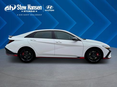 New 2026 Hyundai Elantra N FWD image 10